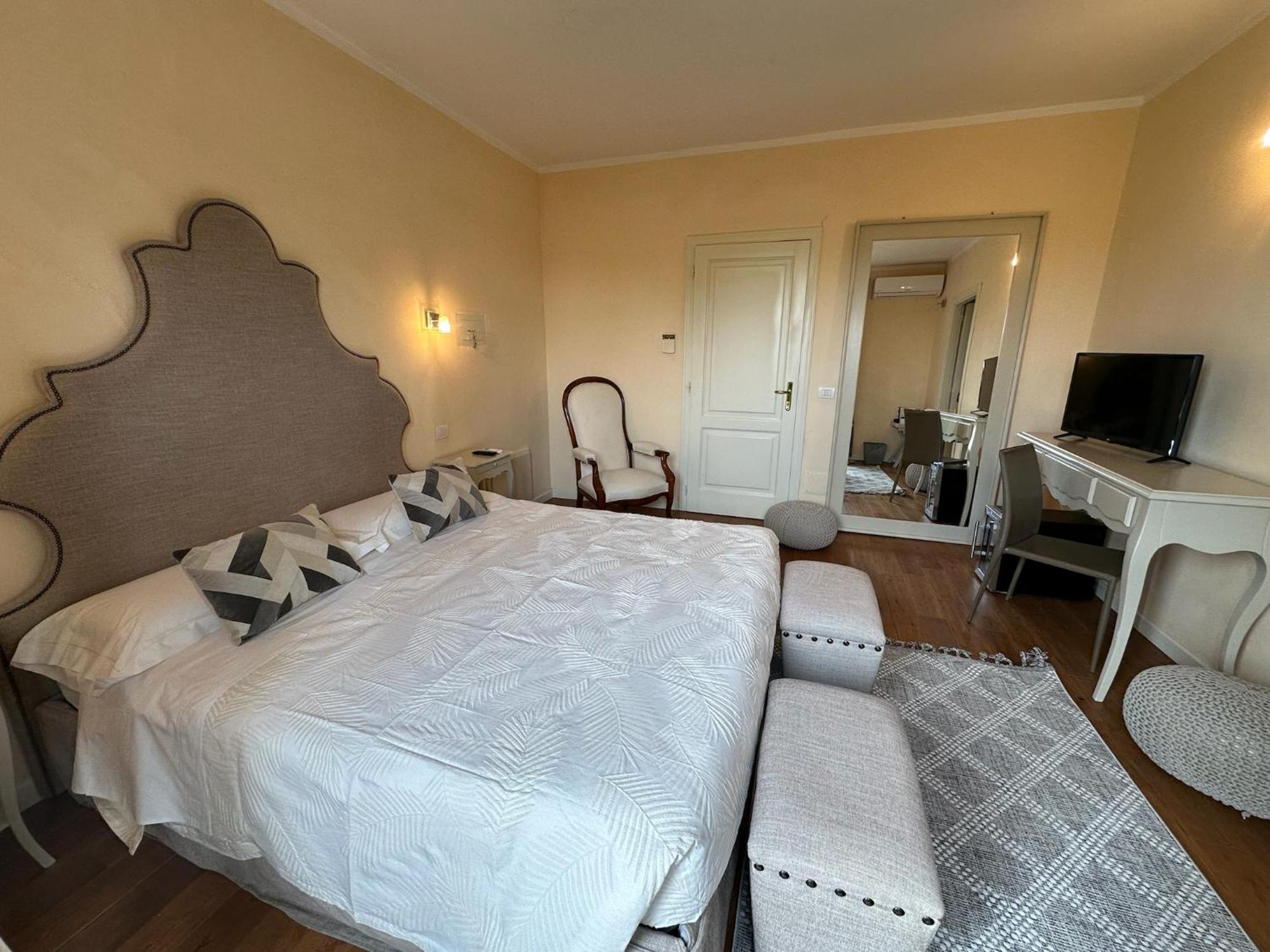 Country Saturnia